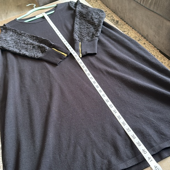 Calvin Klein Sweater Dress w Lace Sleeves - Picture 6 of 11